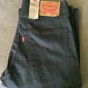 Levi’s 502 taper jeans 32x32 black new with tags
